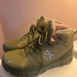 On Cloudrock Army Green and Beige inner- Mid Waterproof Hiking Boot/Sneaker